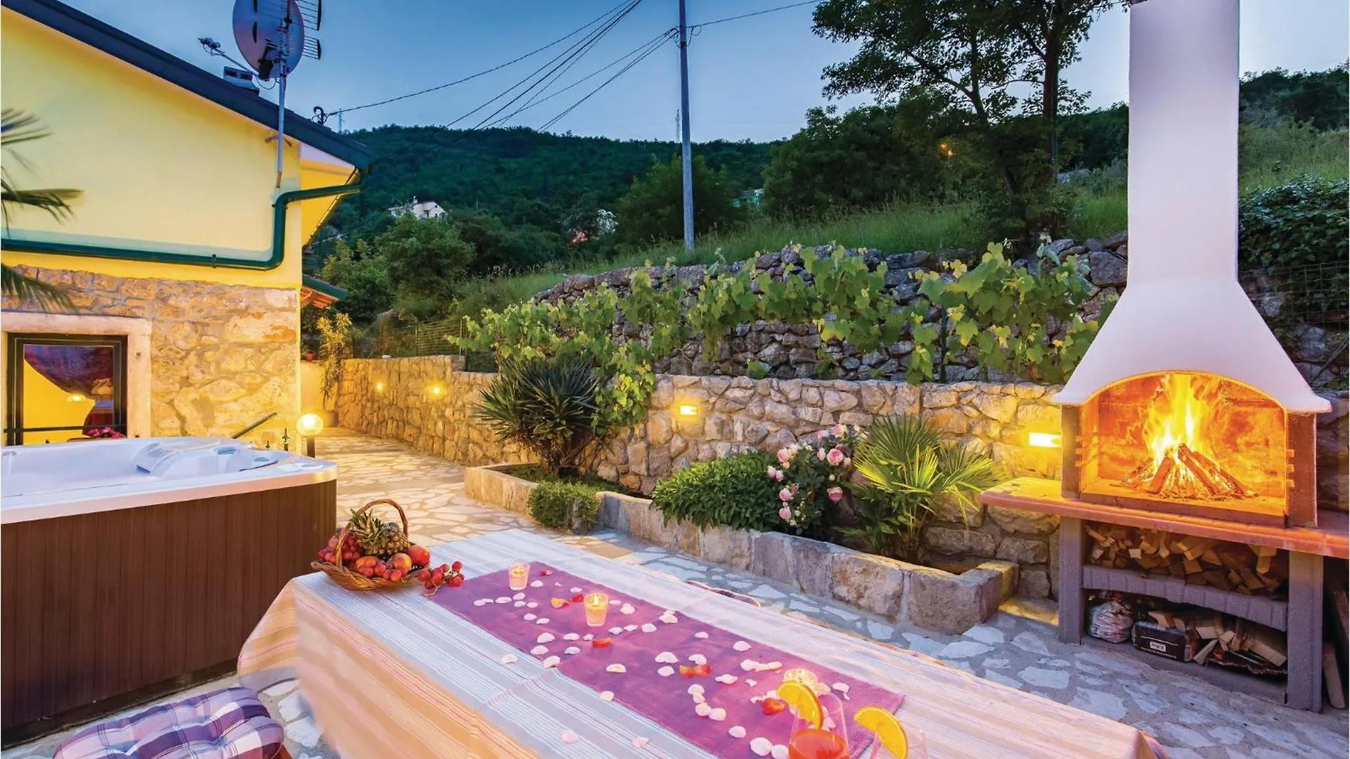 Cozy Home In Medveja With Outdoor Swimming Pool 0*,  Croatie
